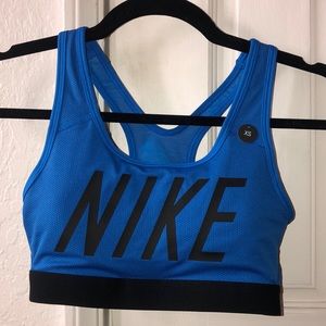 NEW Nike Woman’s Padded Sports Bra